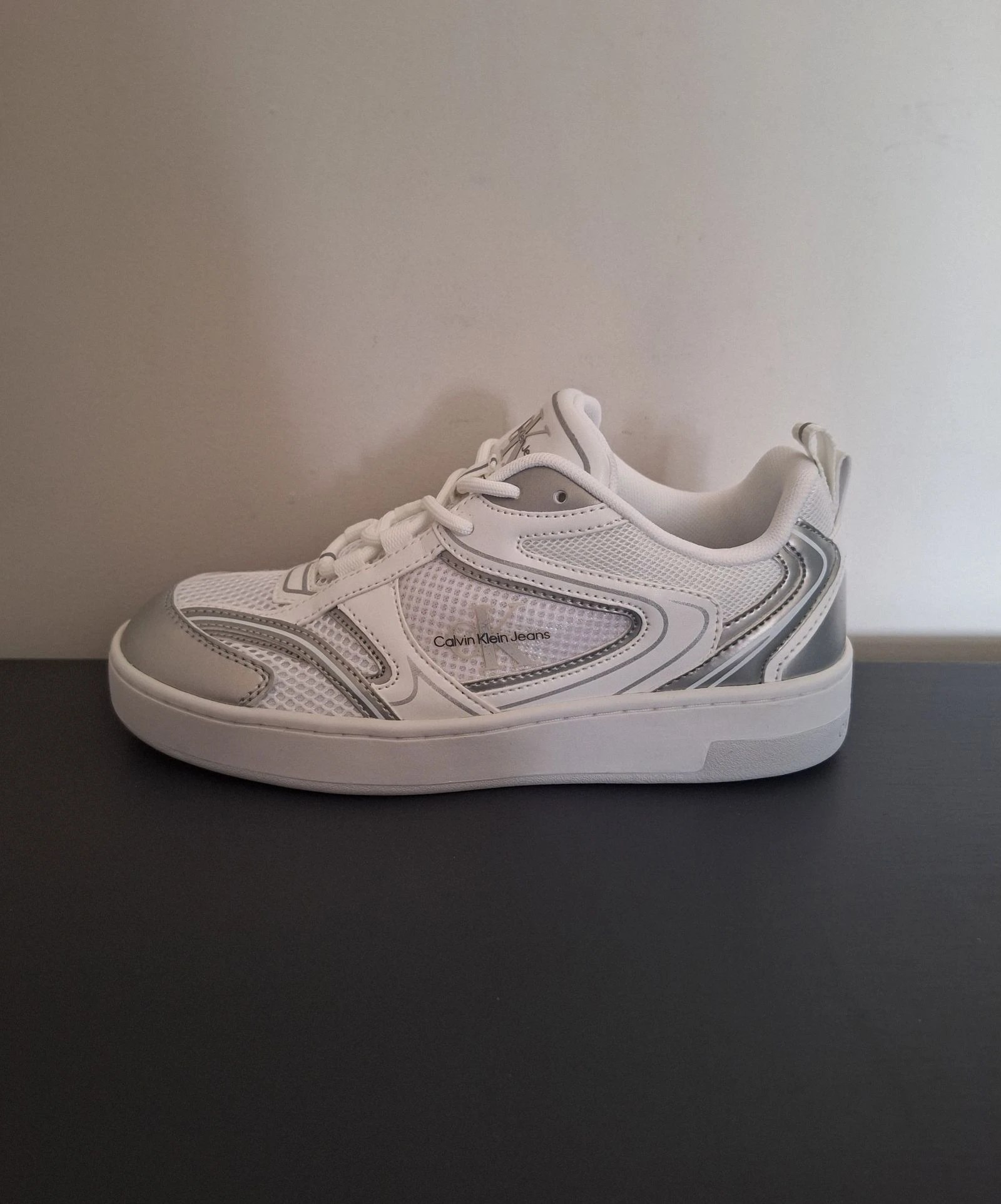 Tênis unissex branco com prata Calvin Klein novo tamanho 36 – photo 4